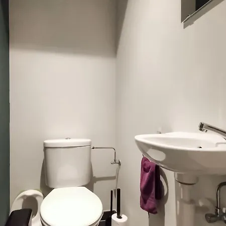 2 Bedroom Cozy In 公寓 *